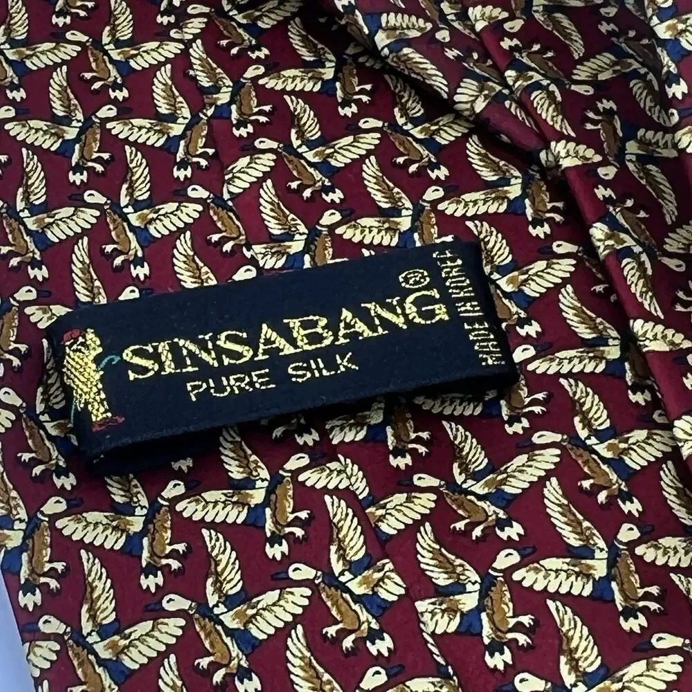 Mens Sinsabang Neck Tie Korea 100% Silk Flying Duck Pattern Red Gold 3.5
